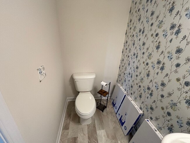 Photo - FOR RENT