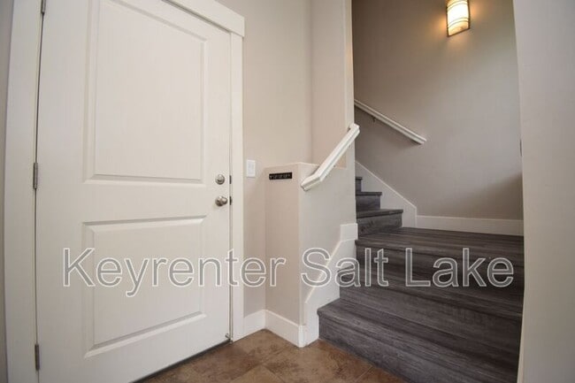 Photo - 11373 S Oakmond Rd