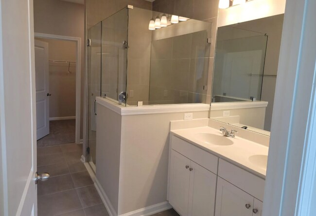 Photo - 808 Cherry Elm Dr