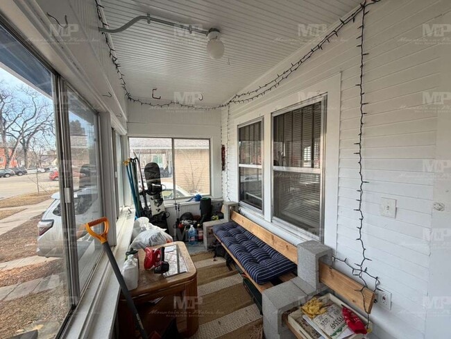 Photo - 521 W Myrtle St