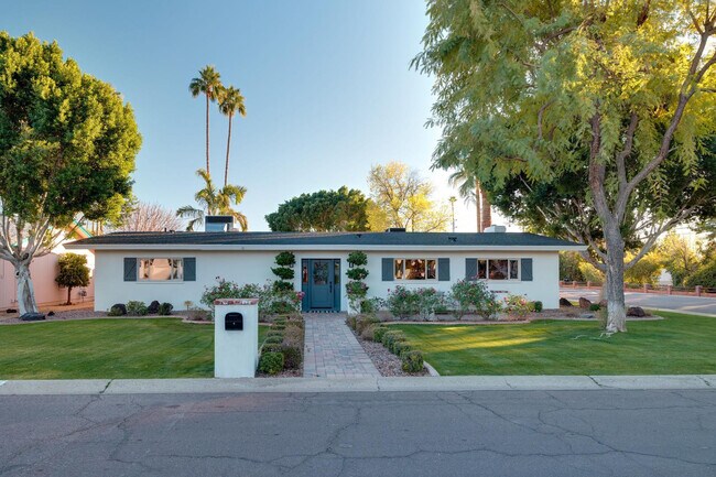 Photo - 243 W Harmont Dr