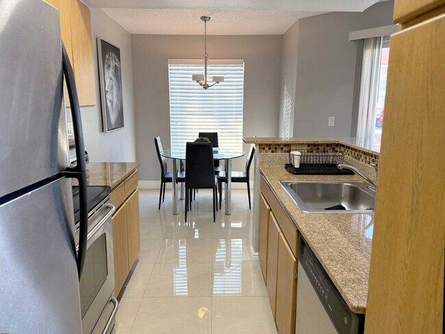 Photo - 11582 Westwood Blvd Unit 1413