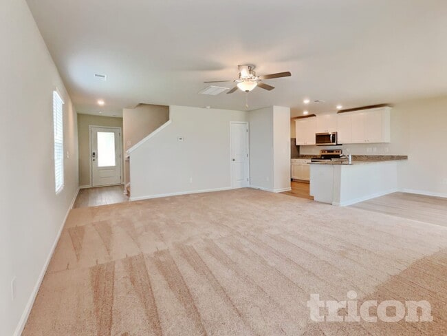 Photo - 294 Coleshill Rd