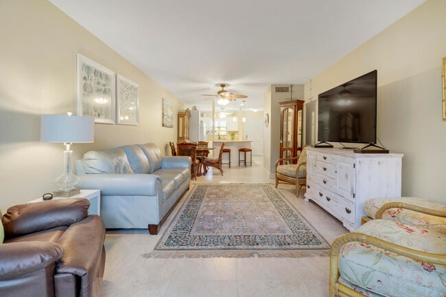 Photo - 2929 SE Ocean Blvd Unidad 112-2
