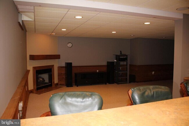 Photo - 176 S Patricia Dr