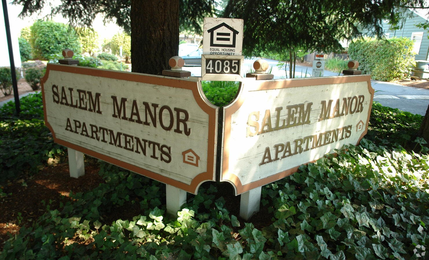 Photo - Salem Manor