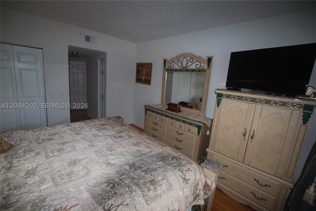 Photo - 1310 Tuscany Way Unit 1310