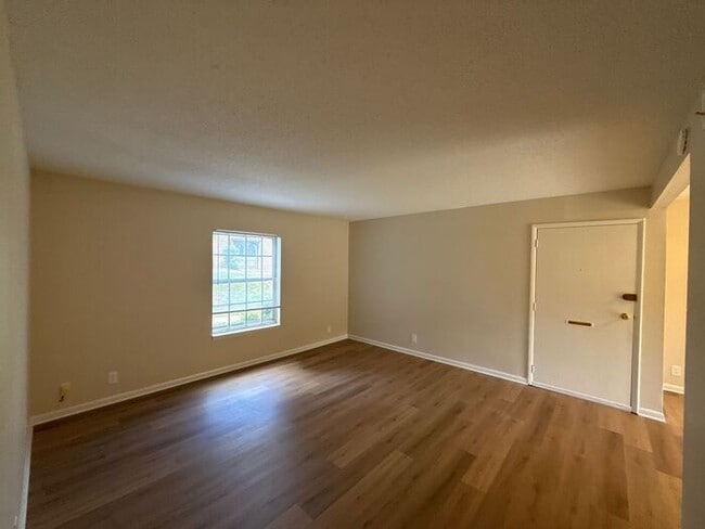 Photo - T.R. Lawing Realty Property