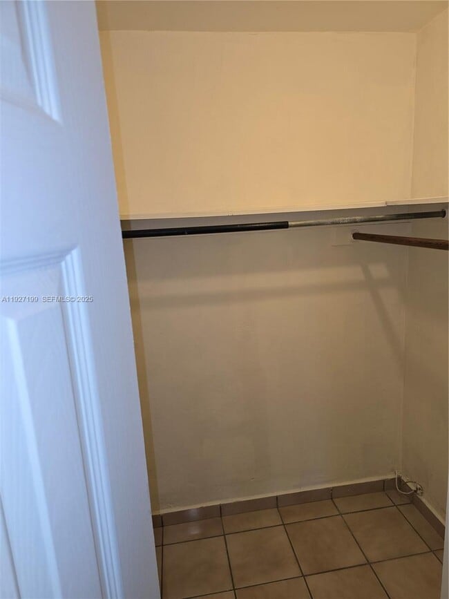 Photo - 1113 NE 2nd St Unit 1-2