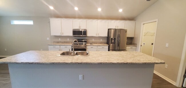 Photo - 4-Bedroom, 2-Bathroom in Villamar Winter Haven