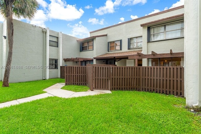 Photo - 10020 NW 9th St Cir Unit 103