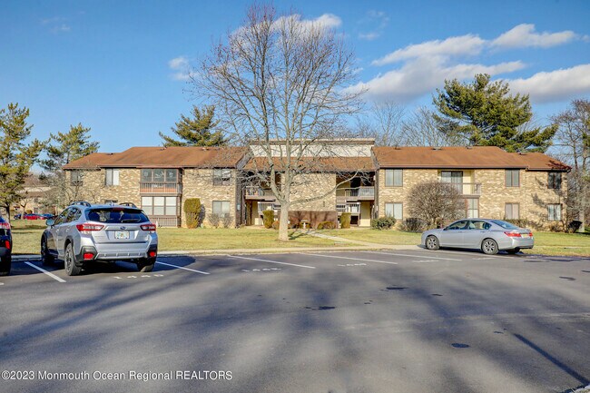 Photo - 144 Cross Slope Ct