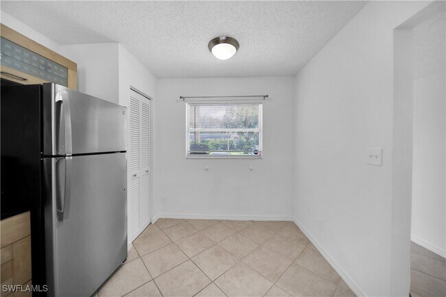 Photo - 600 Squire Cir Unit 103