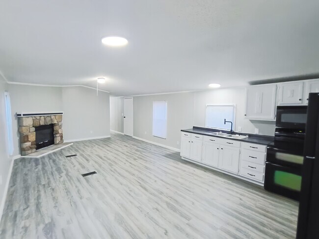 Photo - 64 Deerwood Park