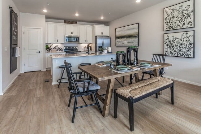 Photo - Luxury Condo - Water, Sewer, Basic Internet Included! Unit D