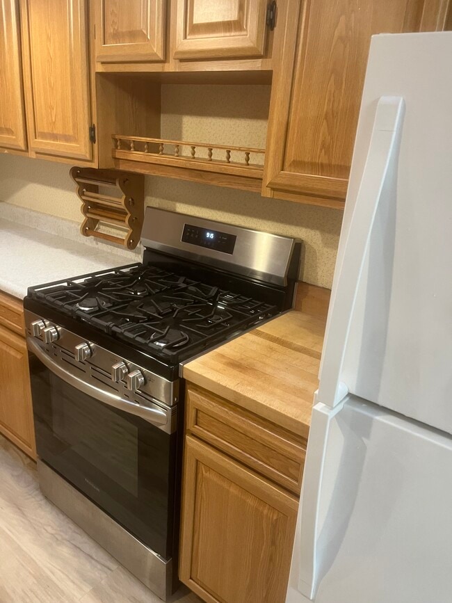 Photo - 2241 Fairmount Pky