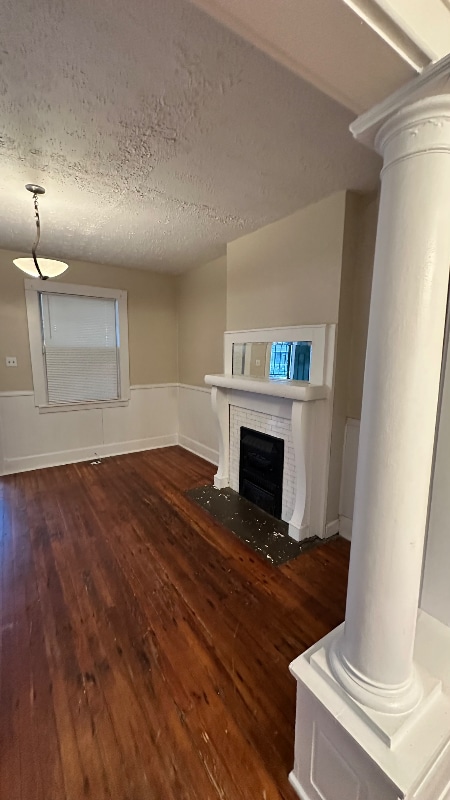 Photo - 404 E Gates St