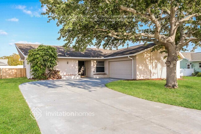 Photo - 1321 64th St W