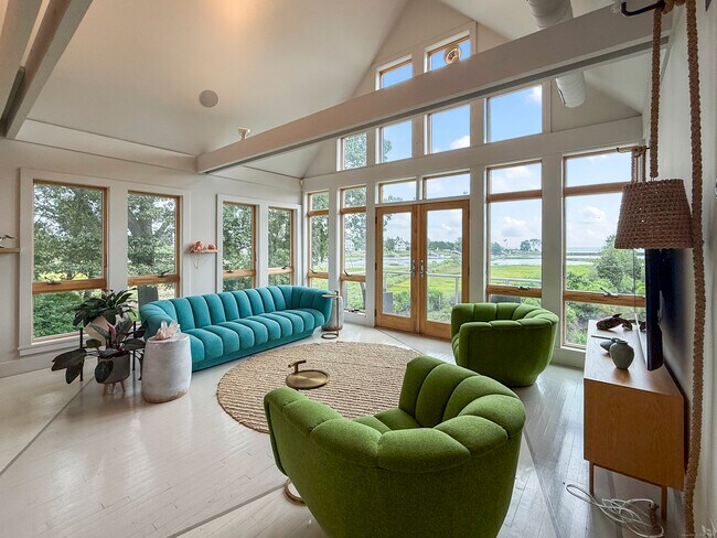 Photo - 52 Shorehaven Rd