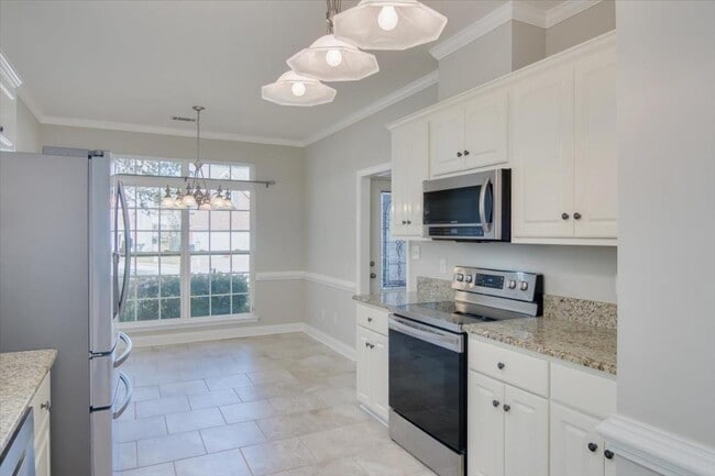 Photo - 702 Lakeside Landing Ct