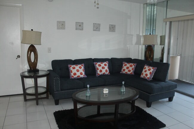 Photo - 4156 Inverrary Dr Unit 407