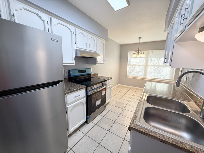 Photo - 1412 E Hillside Rd Unidad 3