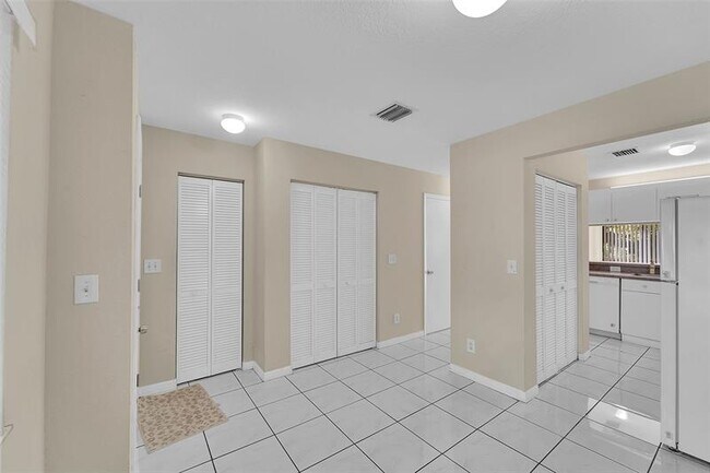 Photo - 9088 NW 40th St