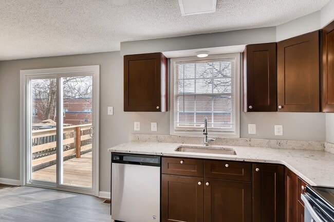 Photo - 1027 Pirates Ct