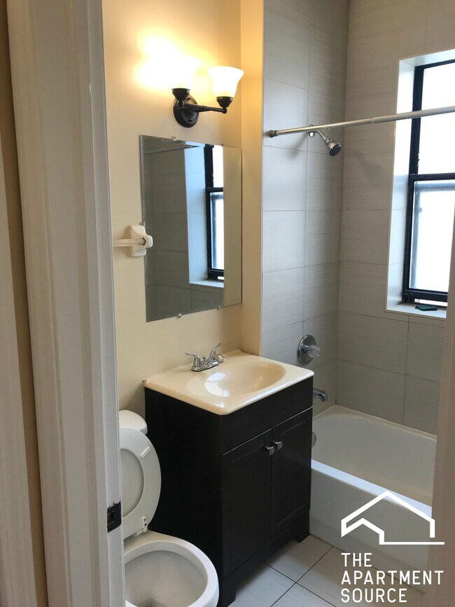 Photo - 7722 N Marshfield Ave Unidad 2B