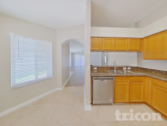 Photo - 11749 Lynmoor Dr