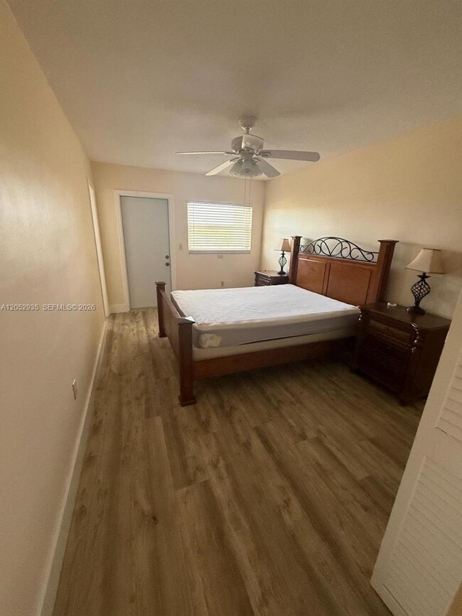 Photo - 1747 Rodman St Unit 305