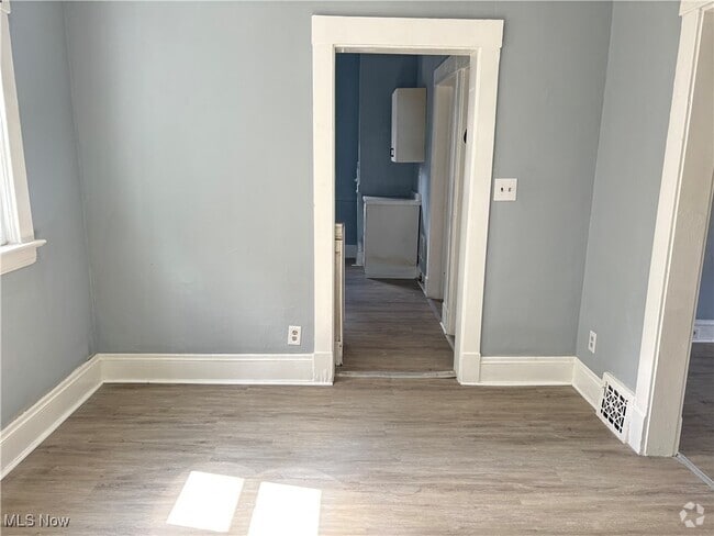 Building Photo - 1390 E 109th St Unit 10828 Rental