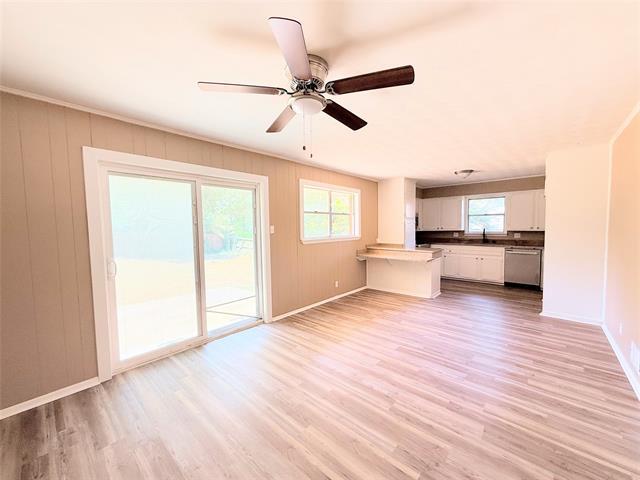 Building Photo - 1336 Crestview Dr