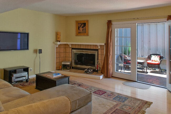 Photo - Charming End-Unit Townhome for Rent in Santa Cruz – 2 Bedroom/2.5 Bath