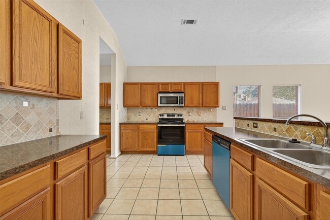 Photo - 4227 Meadowchase Ln