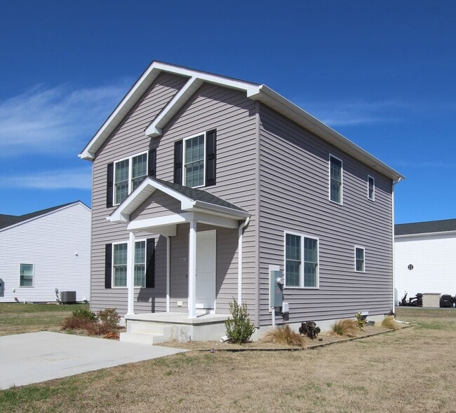 Building Photo - Modern Home for Immediate Occupancy – Avai...