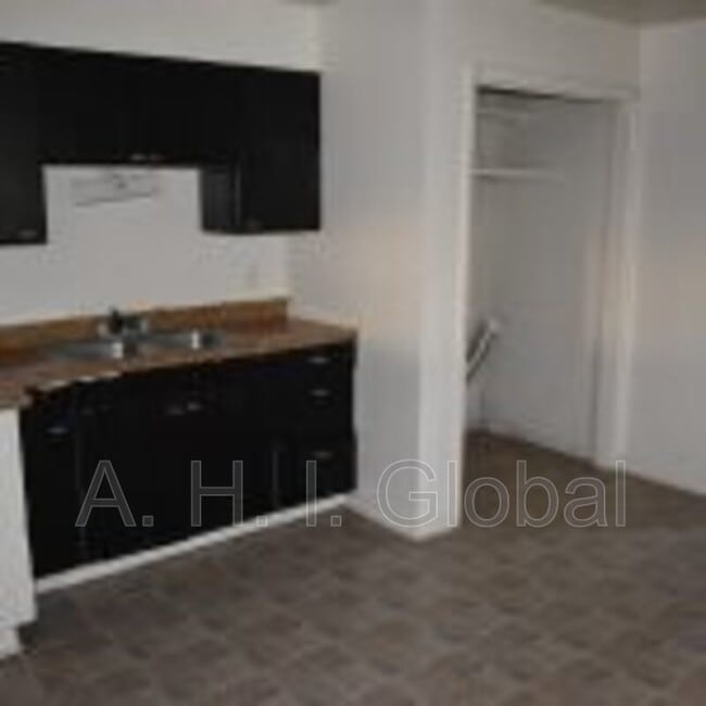 Photo - 4615 S Lipscomb St