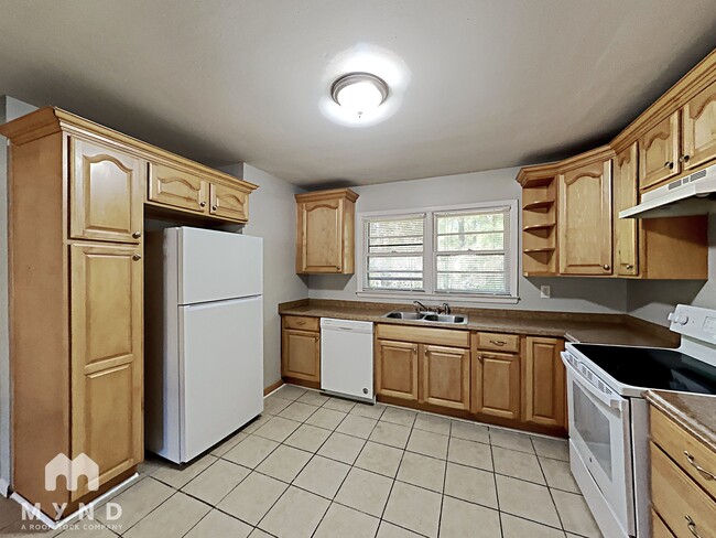 3945 Camellia Trail