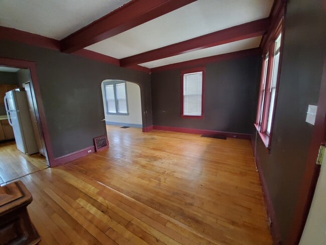 Photo - AVAILABLE AUGUST - Welcoming 3 Bed 1 Bath
