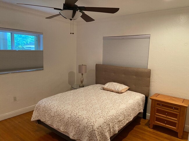 Photo - 3725 SW 60th Ct