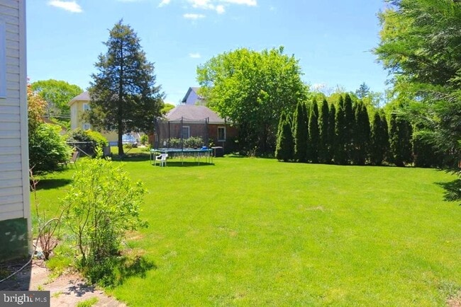 Photo - 211 Laurel Ave