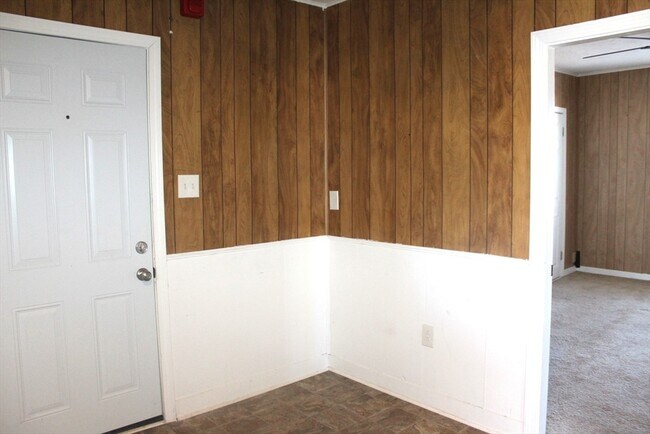 Photo - 261 Pulaski Blvd Unidad 2F