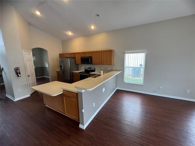 Photo - 648 Lockbreeze Dr