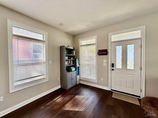 Photo - 1313 E Strong St