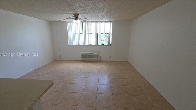 Photo - 2501 Riverside Dr Unit 212-A