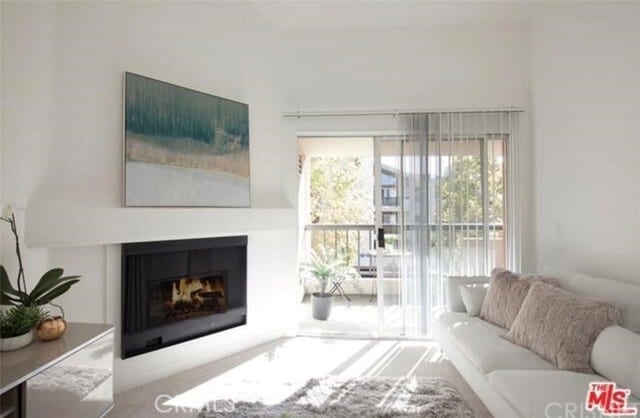 Building Photo - 5535 Canoga Ave