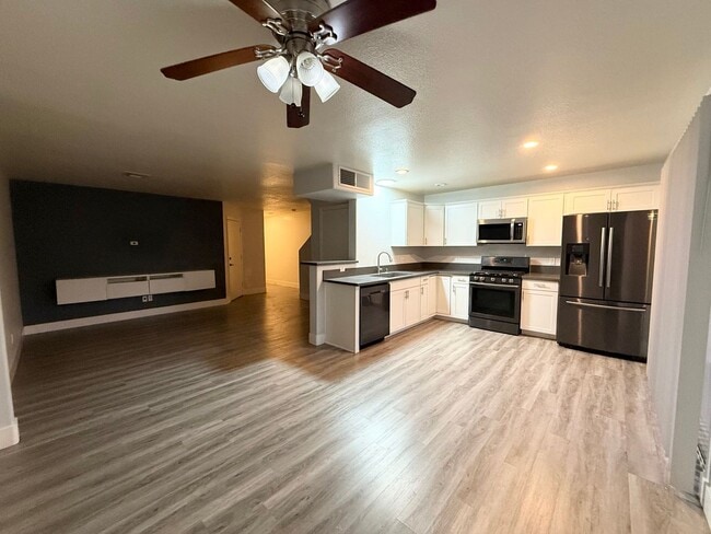 Photo - Updated 3-Bedroom Townhome in Gated Community with Pool Access