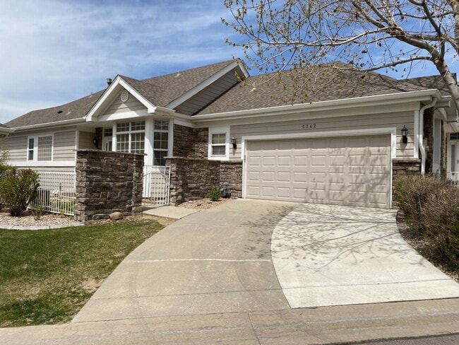 Photo - 5742 Crestwood Dr