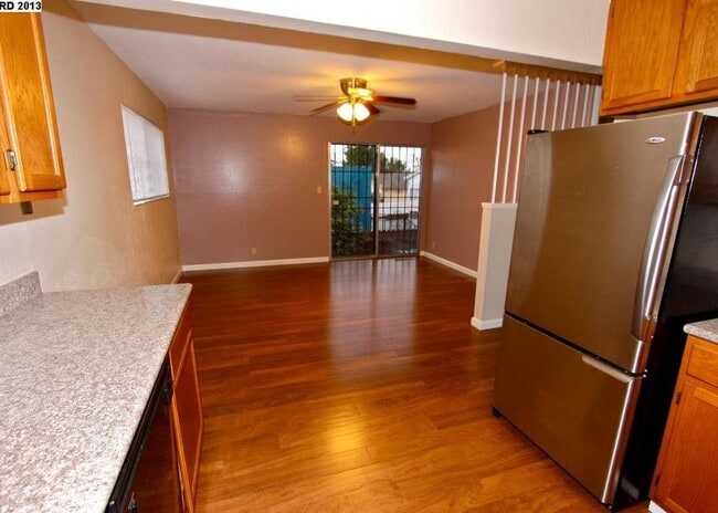 Photo - 6909 MacArthur Blvd Unit Apt A
