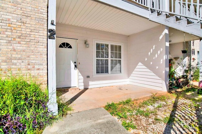 Photo - 2147 Henrietta Fulford Pl